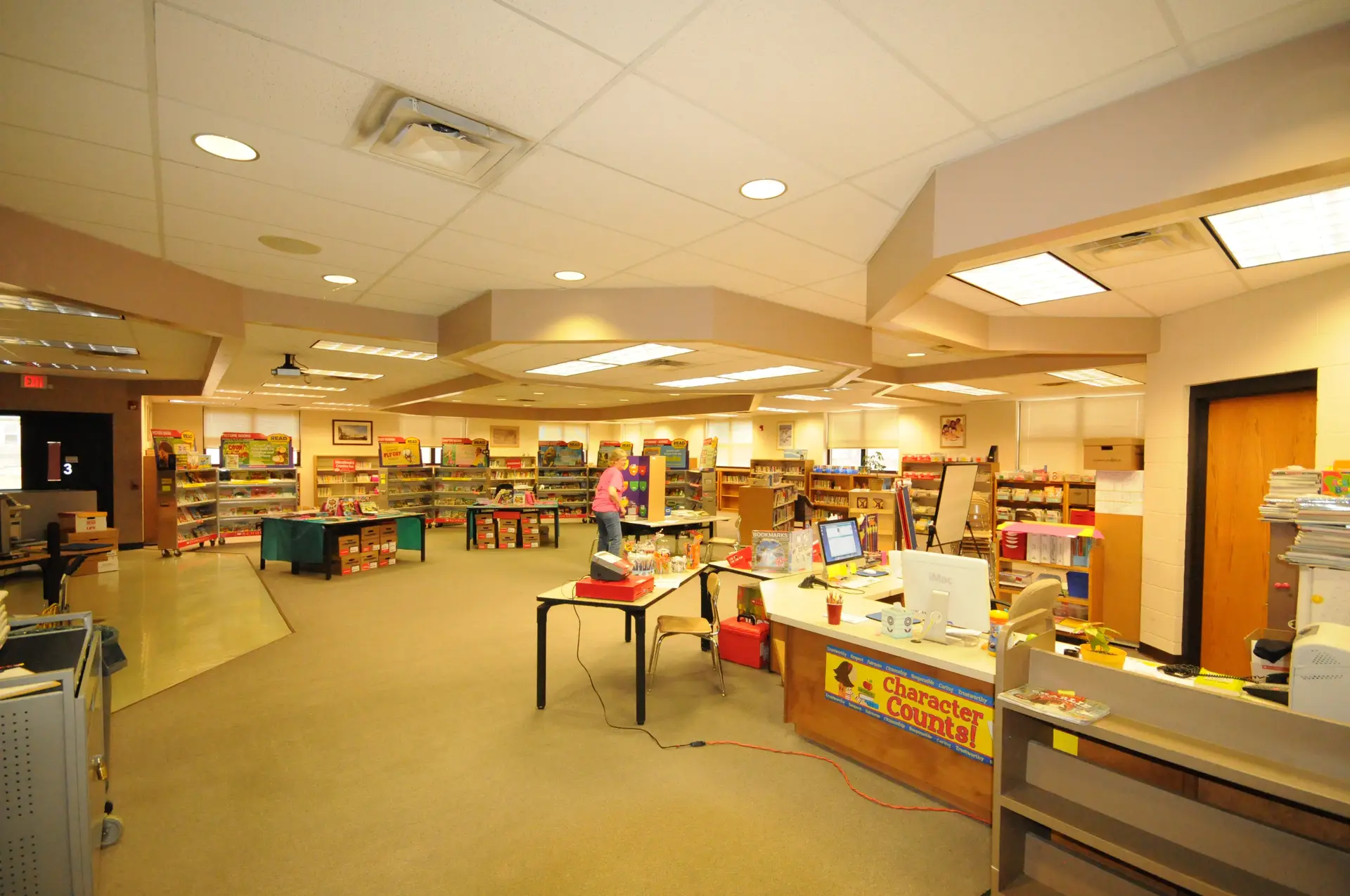 Picket Elementary School library