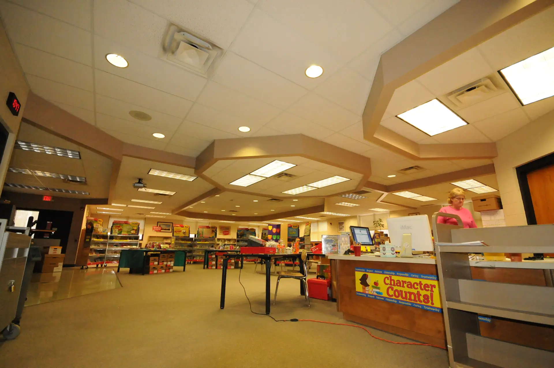 Picket Elementary School library
