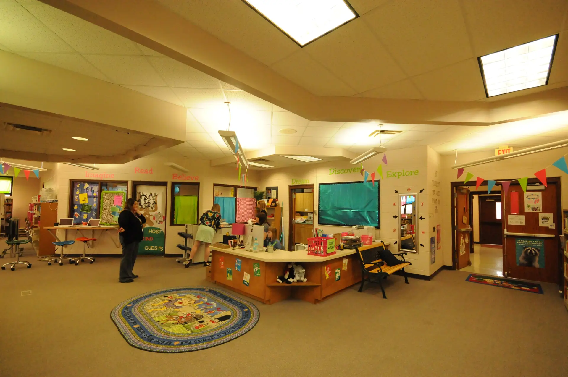 Picket Elementary School library