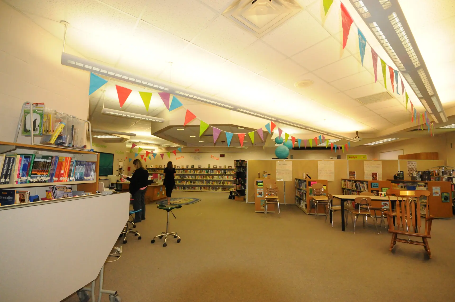 Picket Elementary School library