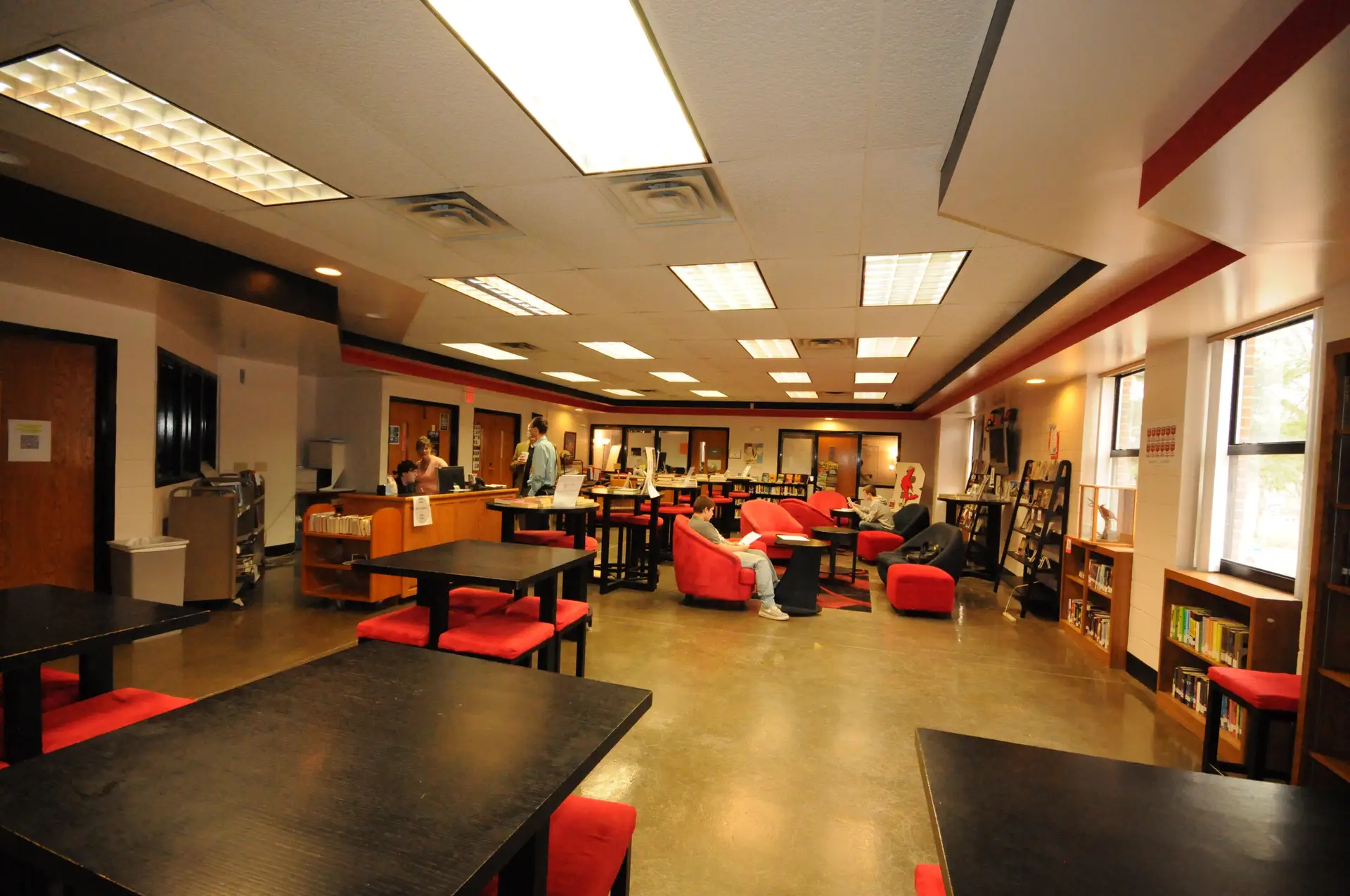 Benton High School library