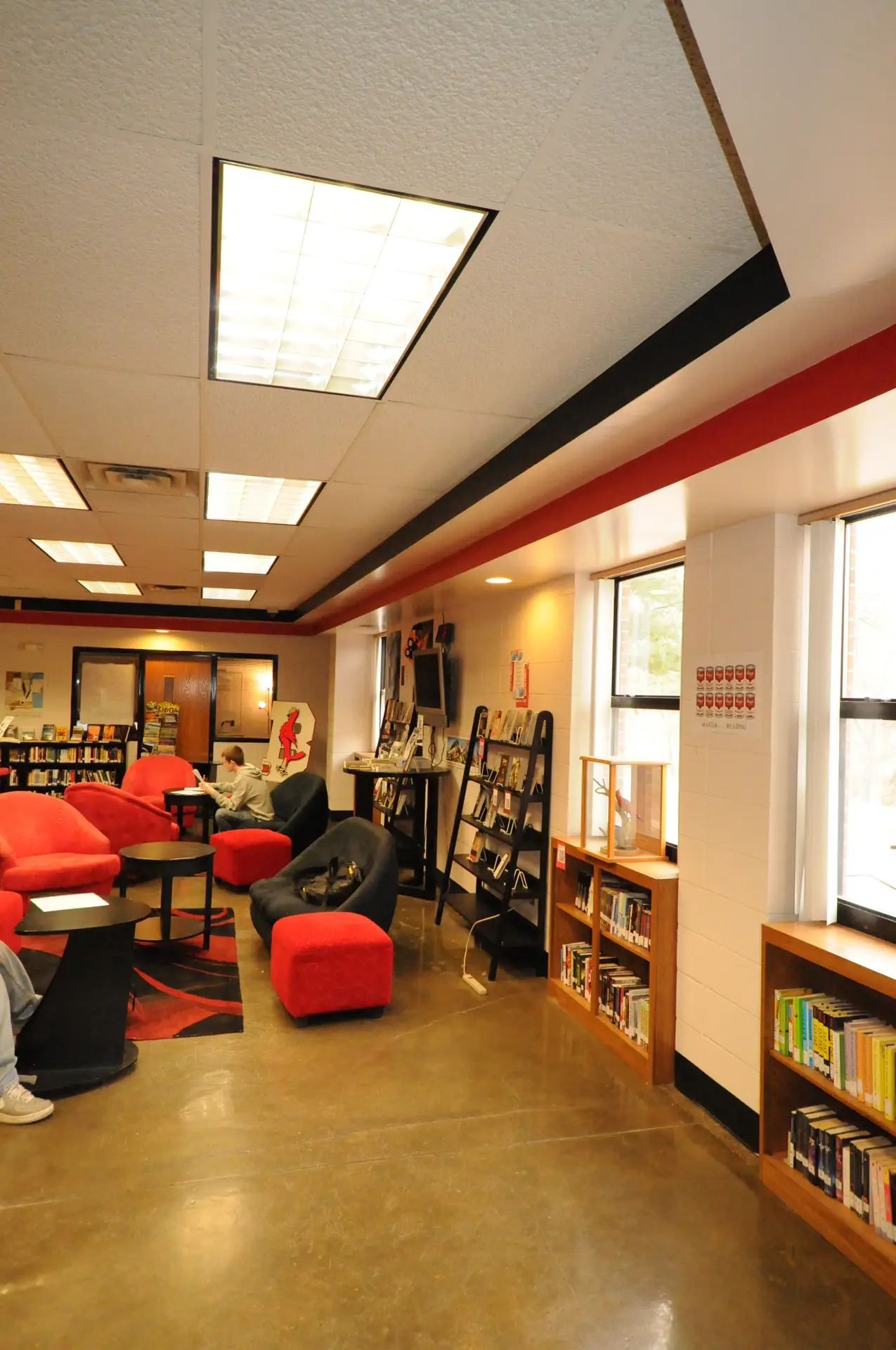 Benton High School library