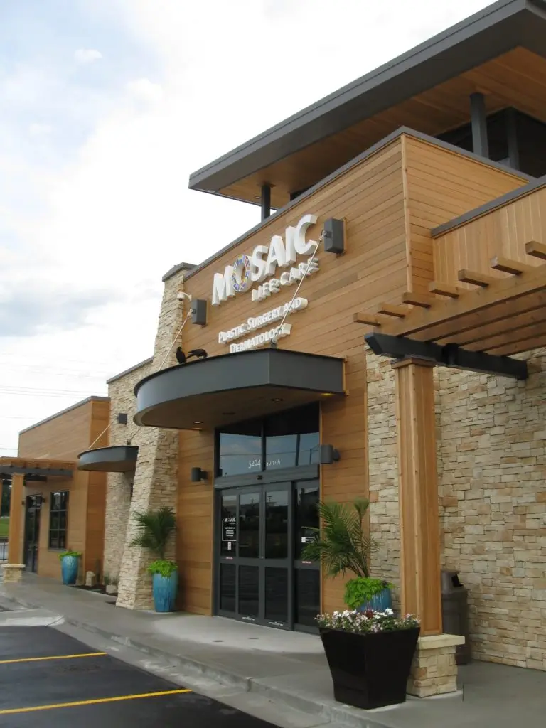 Mosaic Lifecare Plastic Surgery and Dermatology Clinic exterior