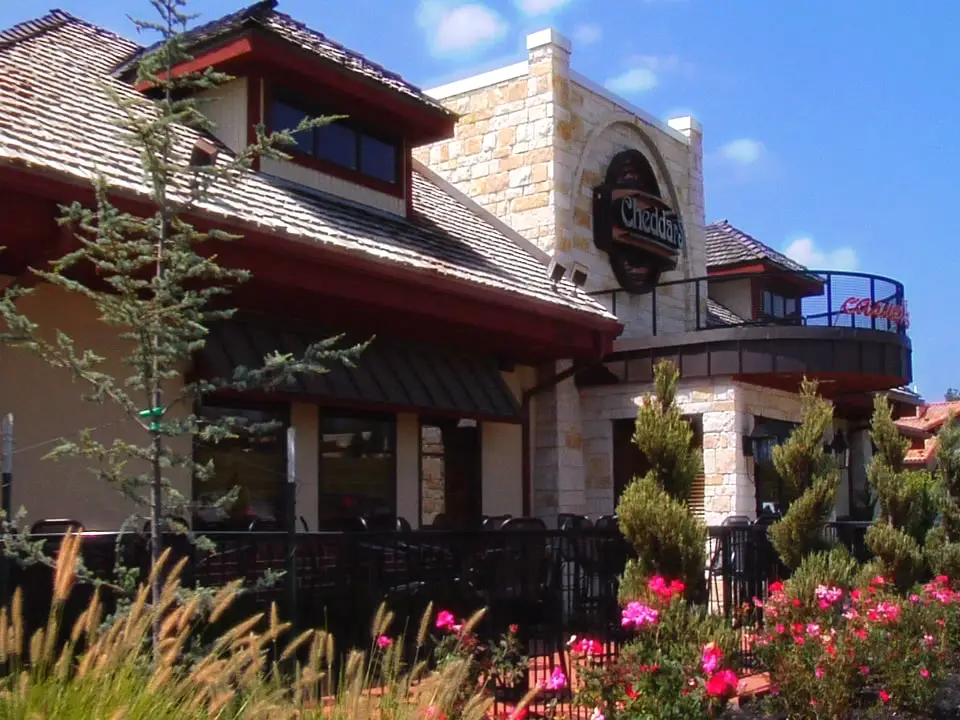 Cheddar's exterior