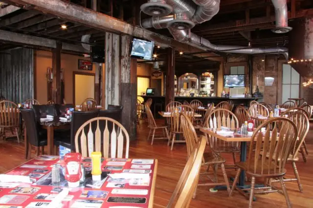 Riverhouse Restaurant upper dining room